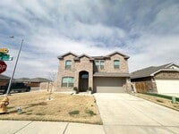 Building Photo - 5 Bedroom 4 Bathroom Ready to Rent ASAP!