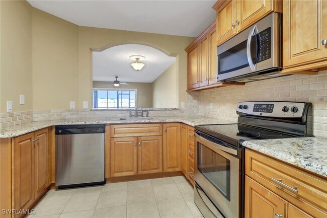 Building Photo - 7794 Emerald Cir