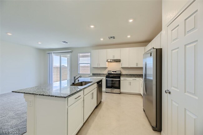 Building Photo - 4159 Scarlet Cob Ave