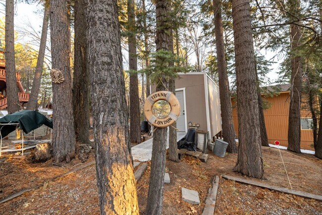 Building Photo - 33275 Wild Rose Dr