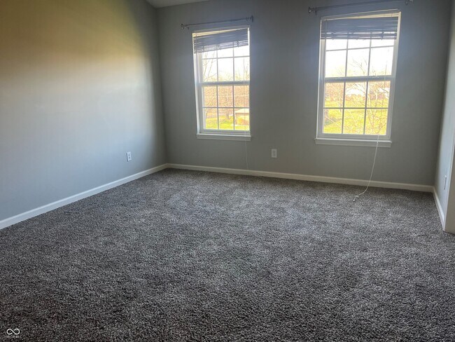 Building Photo - 9014 Mercer Dr