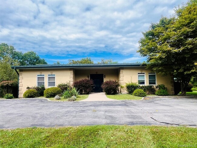 Building Photo - 769 Bullville Rd