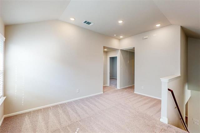 Building Photo - 14162 Birch Farm Dr