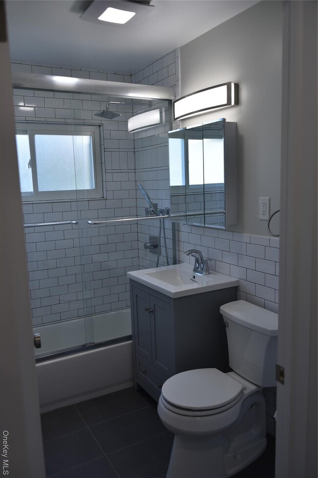 Building Photo - 55 Acre Ln