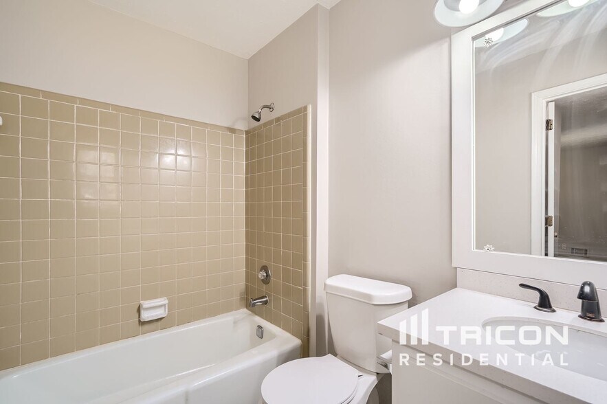 Building Photo - 1096 Tony Valley Dr SE