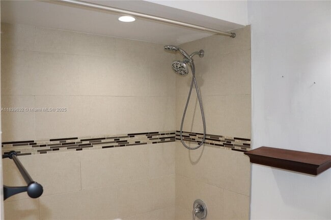 Building Photo - 1770 SW 122nd Ct