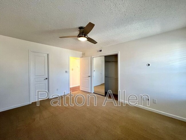 Building Photo - 4606 Breakers Ln