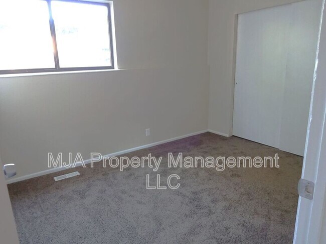 Building Photo - 4154 W 3280 S