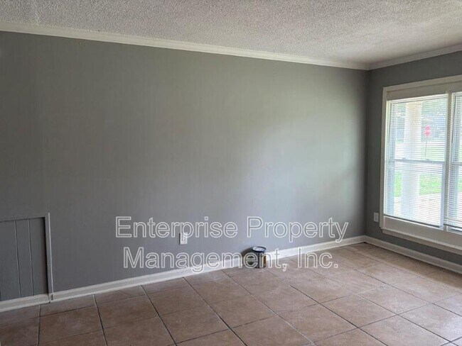Building Photo - 4891 Shayne Ln