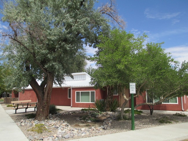 Building Photo - Belen Crossing Apartments