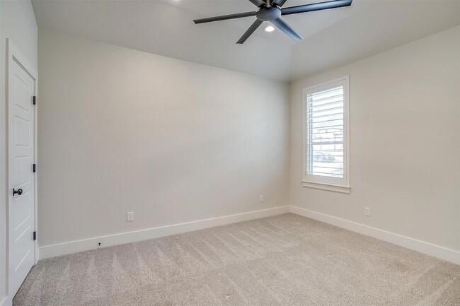 Building Photo - 1221 Crown Valley Dr