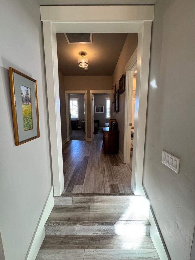 Building Photo - FOR RENT - Furnished 3 bed, 2 bath NorthWest Crossing Modern Townhome