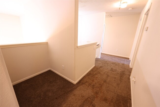 Building Photo - 1007 Harrisburg Ct