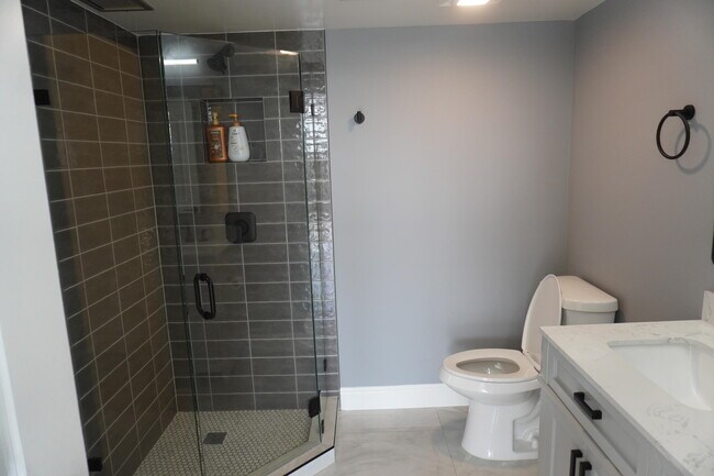 Building Photo - 2811 Village Blvd