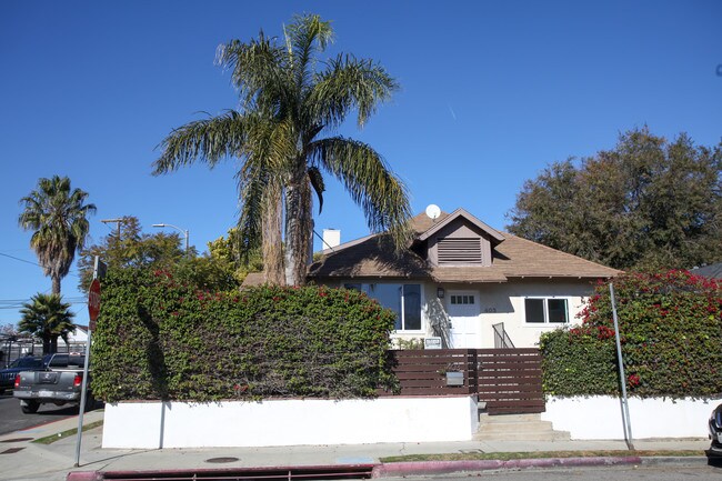 Building Photo - 403 Brooks Ave