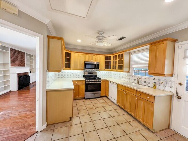 Building Photo - 4414 Merrell Rd