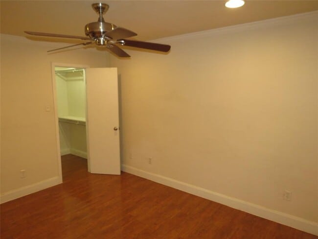 Building Photo - 4159 Steck Ave