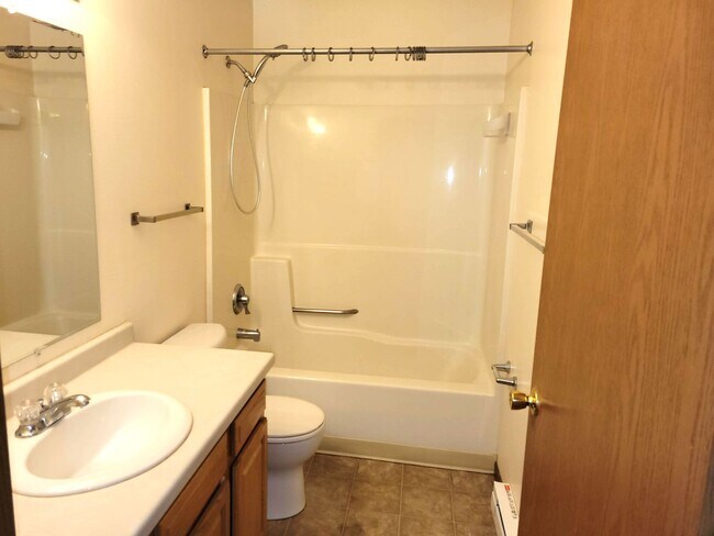 Building Photo - 4704 Speros Ln