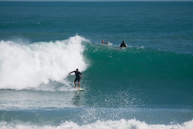 Great locations for longboarders and sunset seekers - 7105 Poinsetta Ave
