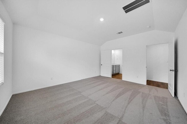 Building Photo - 145 Crawford
