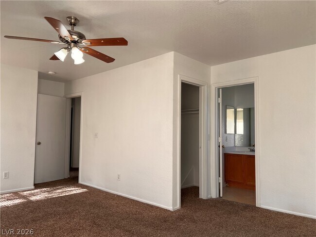 Building Photo - 3391 Sparrow Heights Ave