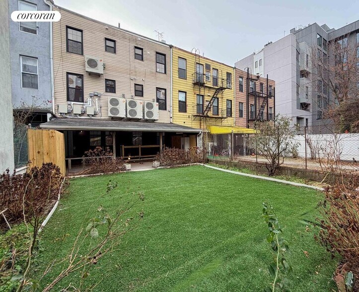 Building Photo - 183 Green St