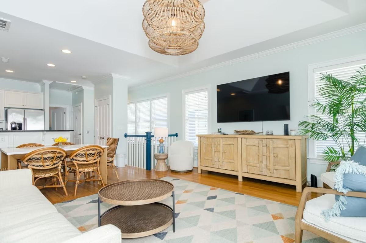 Building Photo - 14A E Greensboro St