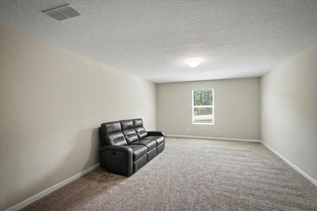 Building Photo - Beautiful Open Layout 4 Bed, 3 Full Bath | A True Masterpiece Backing to a Peaceful Pond with Mod...