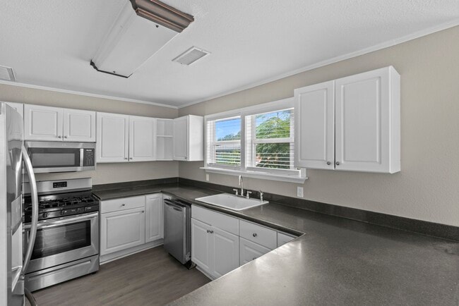 Building Photo - 5309 Perry Ave