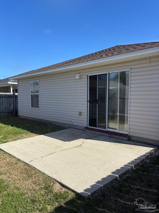 Building Photo - 1006 Antigua Cir