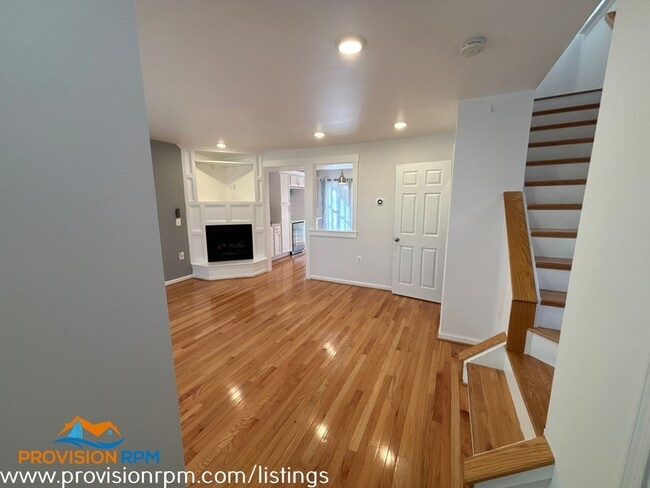 Building Photo - 1618 Bishop Rd