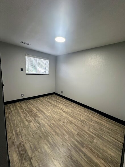 Building Photo - 57 W 300 S St