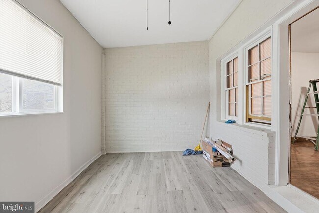 Building Photo - 3024 Nelson Pl SE