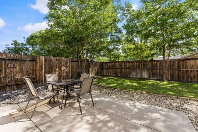 Building Photo - Effortless Living Starts Here — Just Bring Your Suitcase and Step Into Comfort