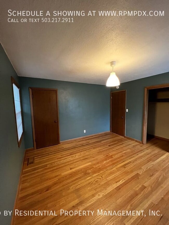 Building Photo - 4434 SW Valona Way