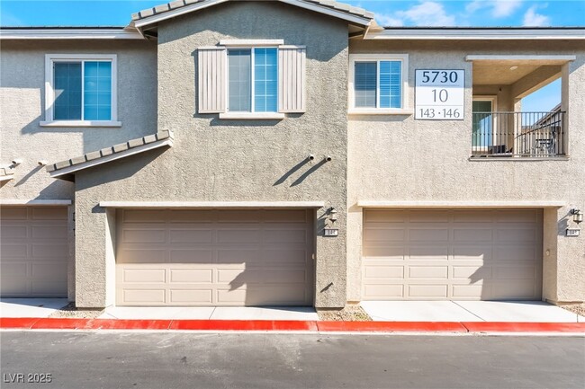 Building Photo - 5730 Sky Pointe Dr