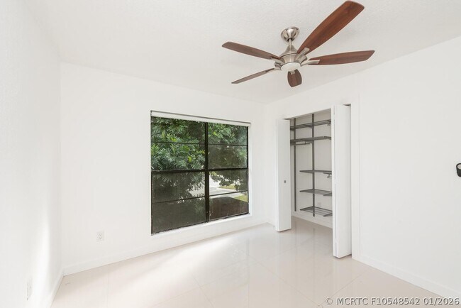 Building Photo - 6604 SW 114th Pl