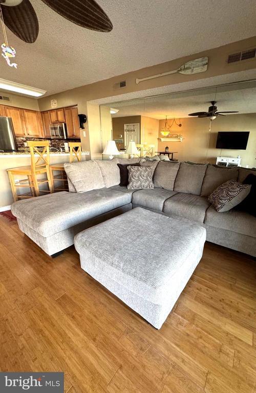 Building Photo - 12301 Jamaica Ave