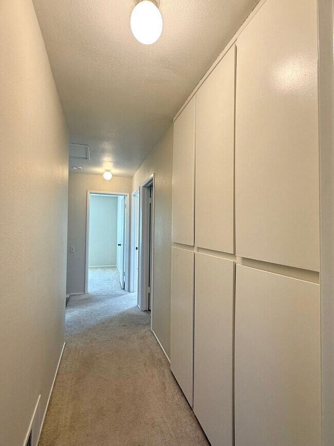 Building Photo - $4,100 - GORGEOUS 4 BEDROOM UNION CITY HOME