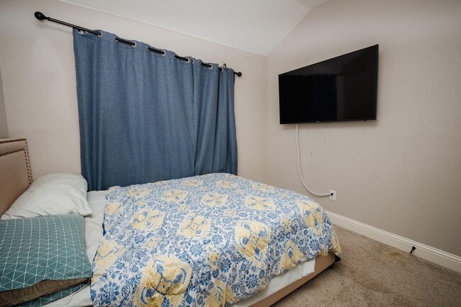 Building Photo - 18125 Justice Ln