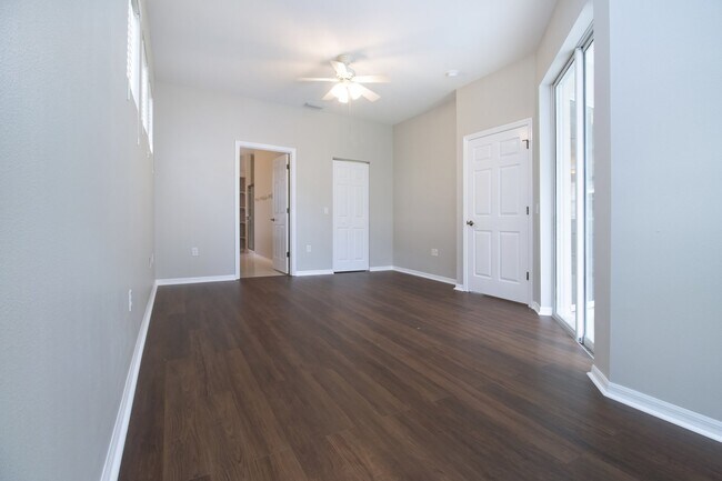 Building Photo - 4 bedroom 3 Bath Pool home in Lakewood Ran...