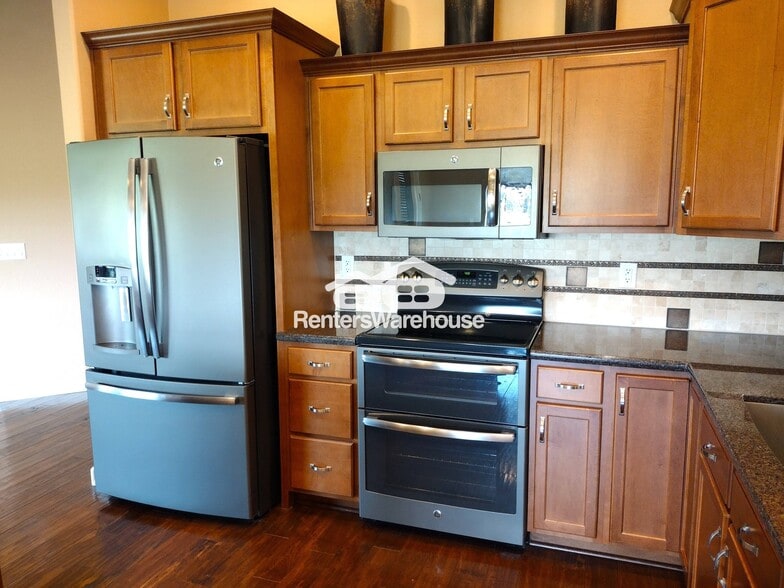 Building Photo - 5818 E Leonora St