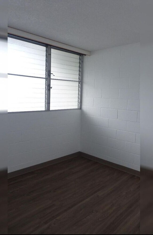 Building Photo - Mountainview Terrace – 2 Bed / 1 Bath / 1 Parking in Kaneohe