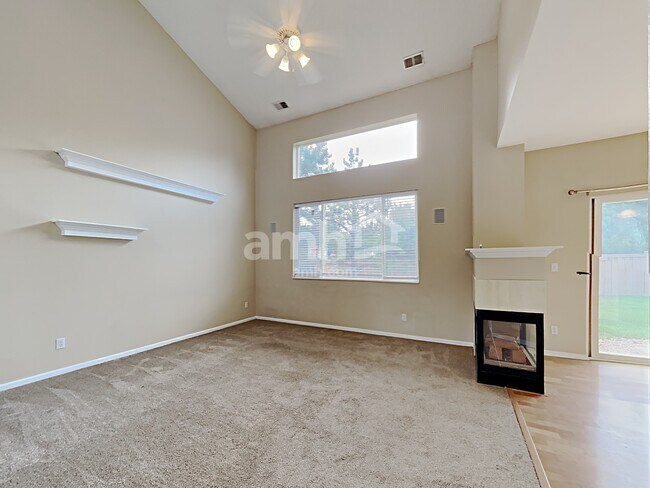 Building Photo - 9595 Canberra Dr