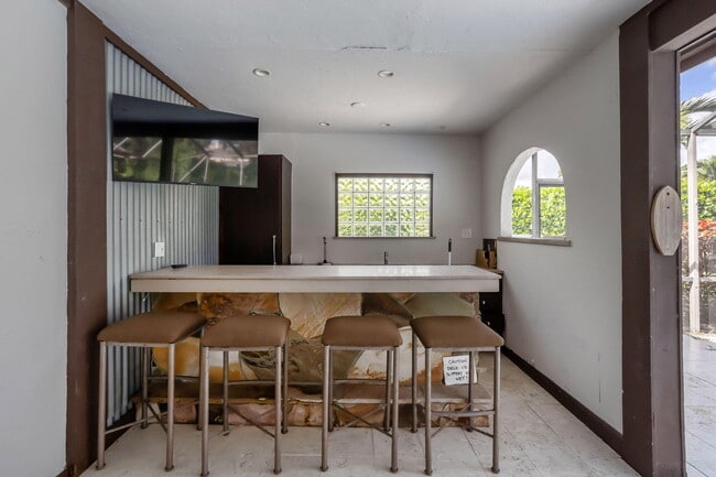 Building Photo - 2903 Banyan Blvd Cir NW