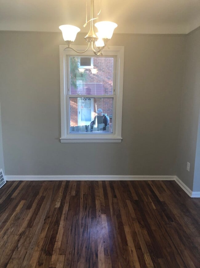 Building Photo - Check out this fully remodeled brick colon...