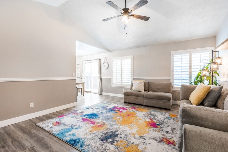 Building Photo - 6002 W Olympiad Ln