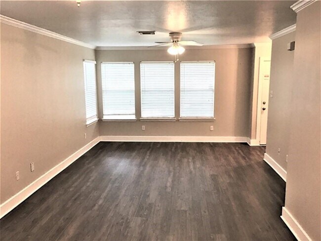 Building Photo - 18722 Atasca Oaks Dr