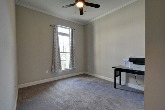Building Photo - 10419 Parc Cella Ct