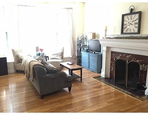 Building Photo - 473 Beacon St